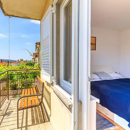 Apartment Vivi With Terrace *